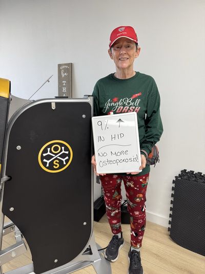 OsteoStrong member Angie - Hip +9%, no longer osteoporotic
