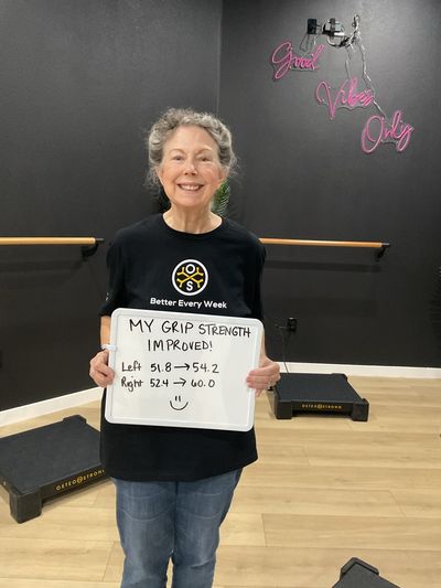 OsteoStrong member Marilyn H. - Grip: left 51.8 to 54.2, right 52.4 to 60.0